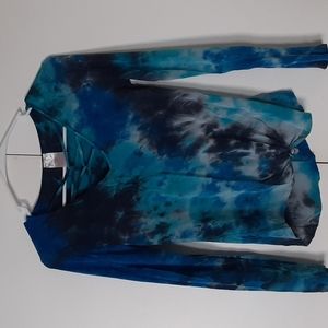 Long sleeve tie dye shirt